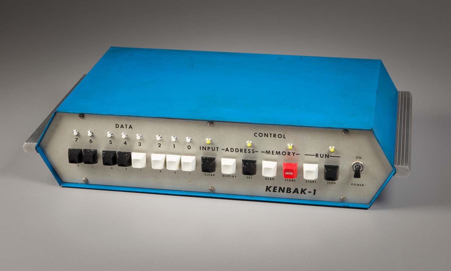 Оригинальный Kenbak-1